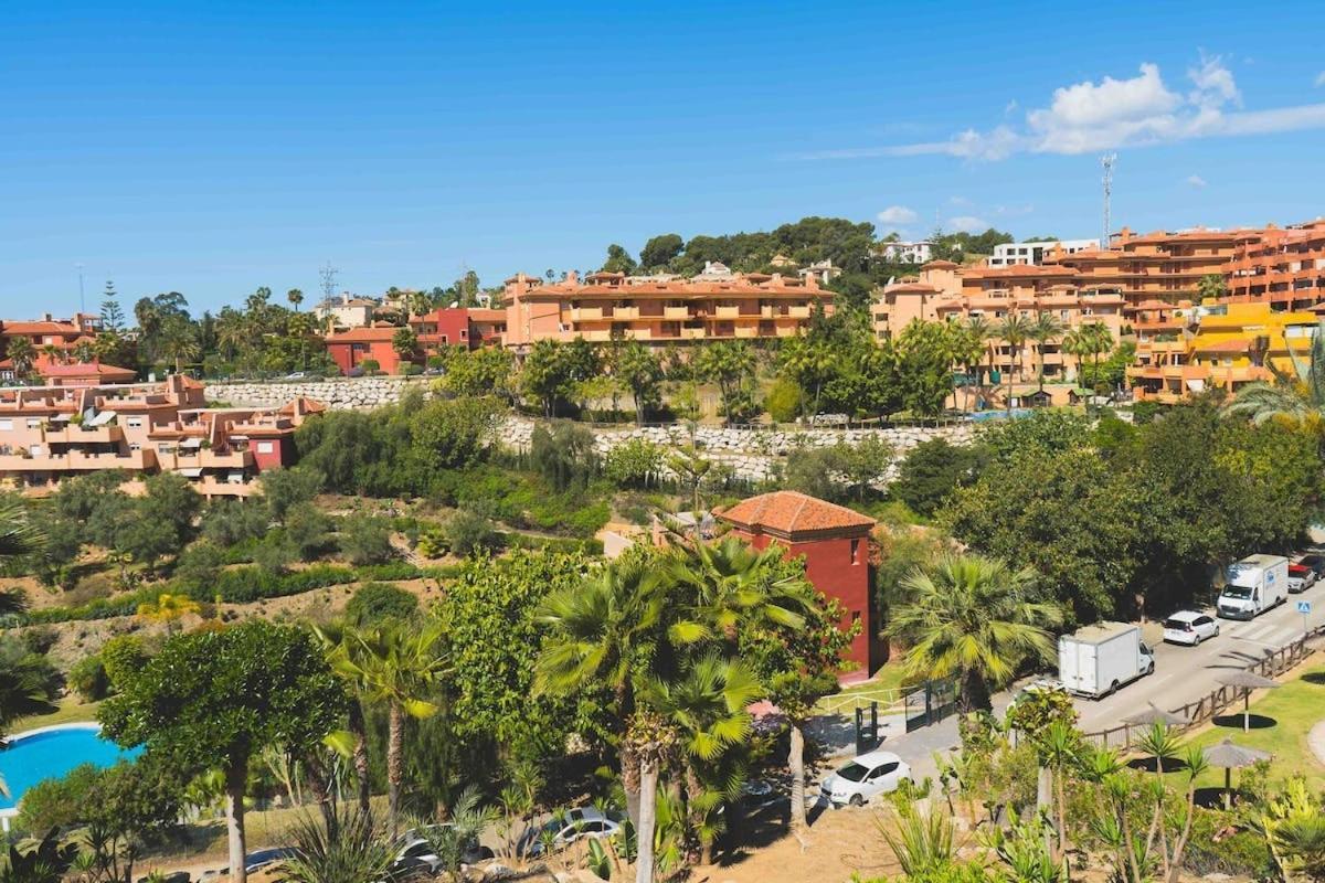 Appartement Paraiso Natural En Con Piscina Y Parking *